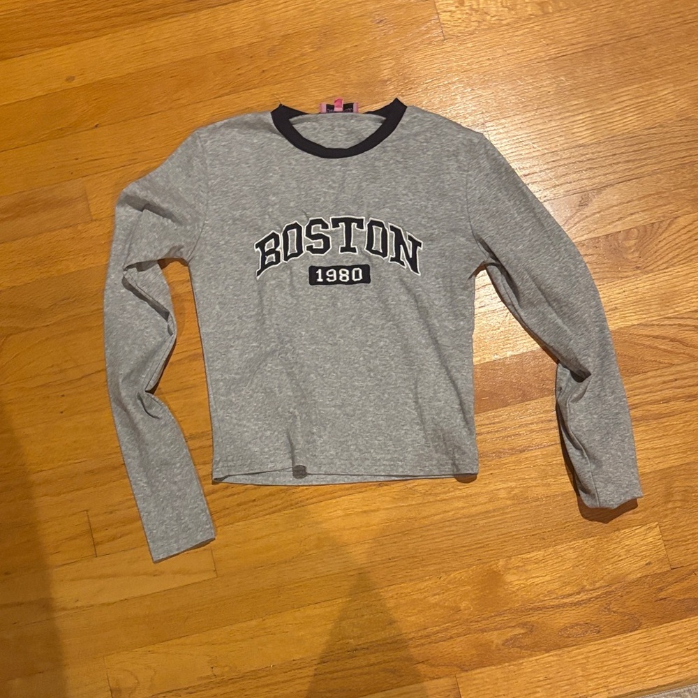 Edikted Gray and Black Long Sleeve Top